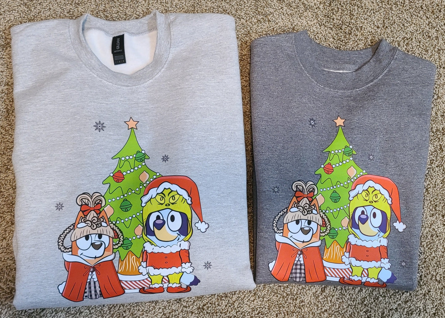 Bluey Grinch Christmas - Kids Youth Crewneck Sweatshirt
