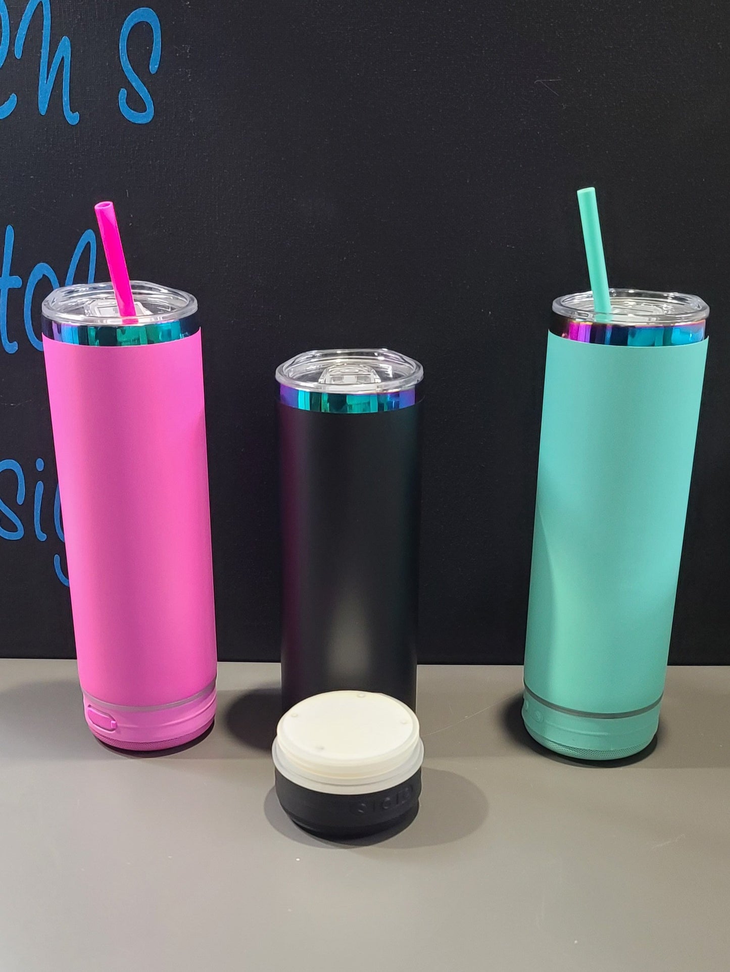 20oz Speaker Tumbler-SQ7701700